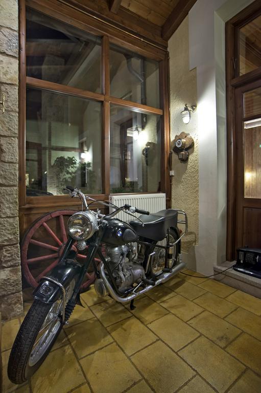 Alpen House Hotel & Suites Arájova Exterior foto
